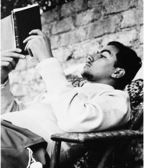 Trobada per comentar 'El llibre del te', d'Okakura Kakuzo (Club de lectura Antoni Tàpies, Biblioteca personal) - 