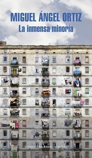 INMENSA MINORÍA, LA | 9788439729044 | ORTIZ,MIGUEL ANGEL