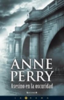 ASESINO EN LA OSCURIDAD | 9788466631143 | PERRY